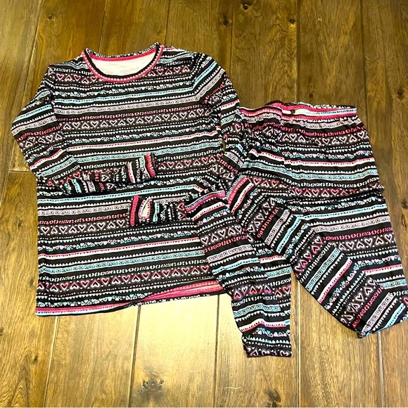Cuddl Duds Girls Comfortech Stretch Poly 2pc. Long Sleeve Crew & Pant Set Size 8 - Picture 1 of 10